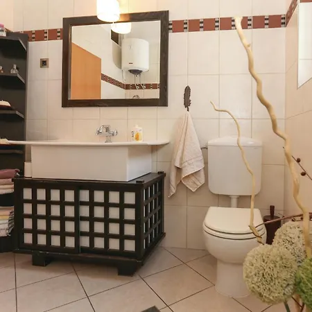 Holiday home Cozy In Kastel Sucurac With Kitchen