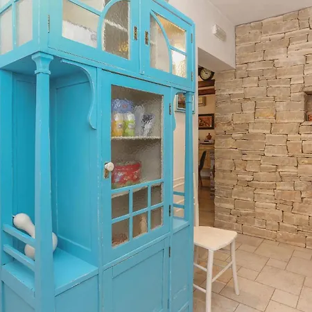 Four-bedroom In Kastel Sucurac Ii Vikendica *