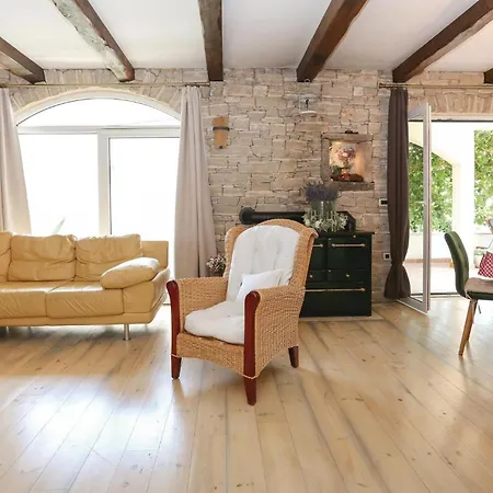 Four-bedroom In Kastel Sucurac Ii *